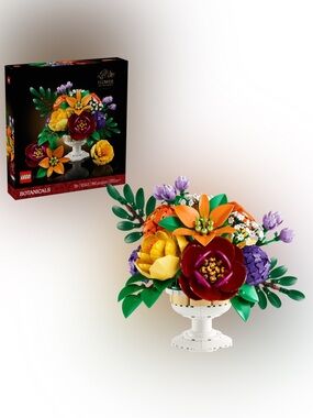 LEGO Botanicals Flower Arrangement Building Set (10345) – 1,161 Pieces